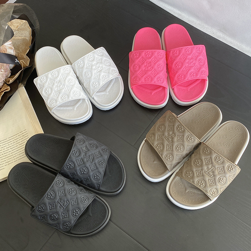 Free Shipping 2026 Summer New Design Couple's Versatile Beach Slippers Fashionable Embossed Casual Thick Bottom Soft Bottom Outerwear Men's 