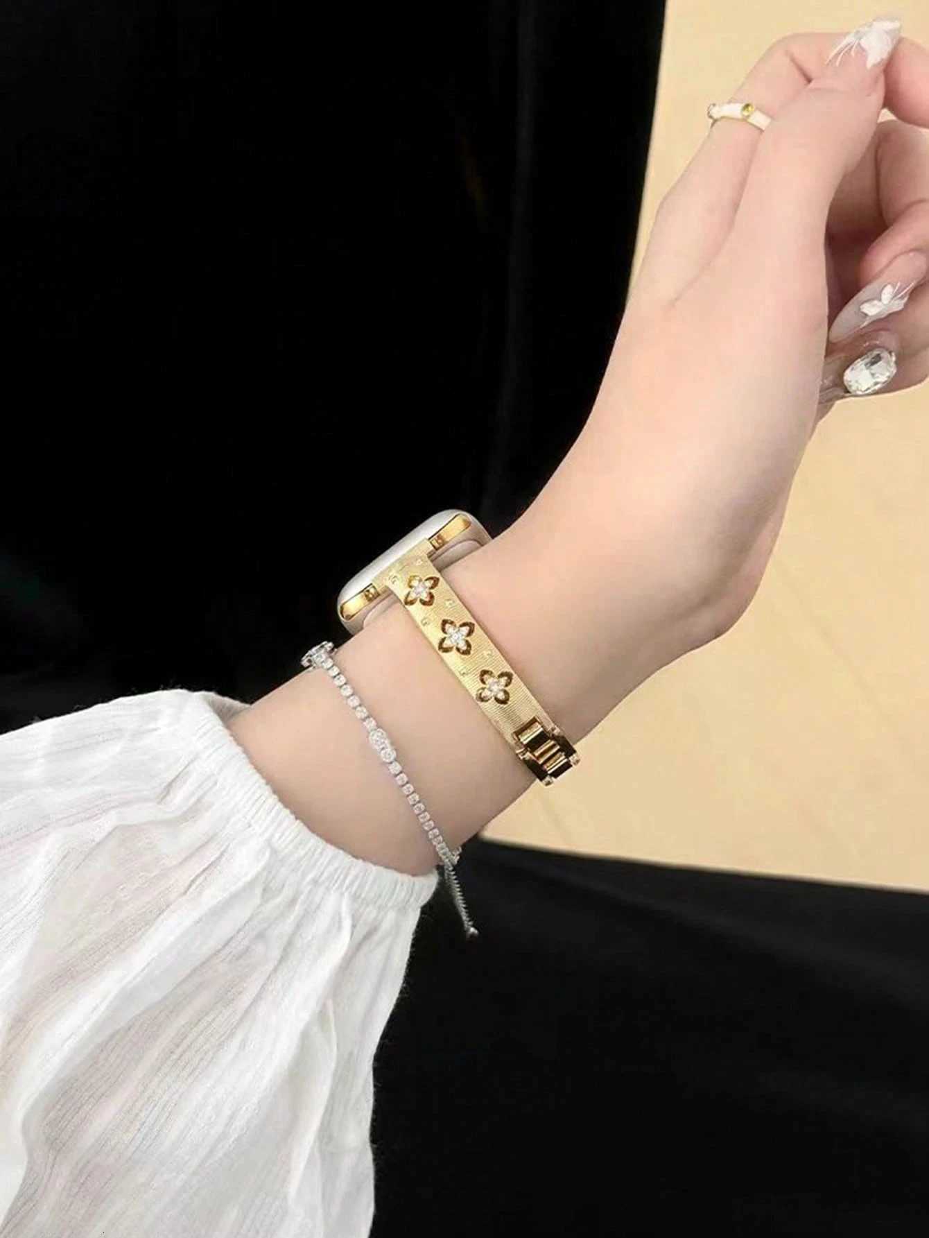 Bling Gold Stainless steel bracelet link For Watch band Series 11/8/7/6/10/9 40mm 41mm 38mm 42mm 44mm 45mm 46mm Strap Y251212