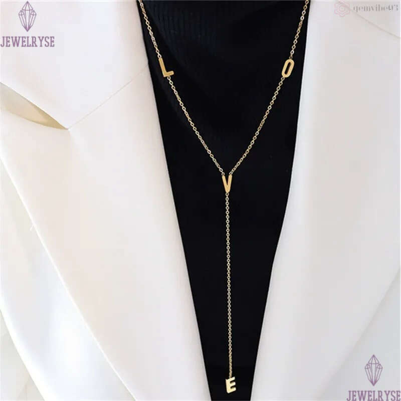 new autumn and winter sweater chain designer necklace for woman stainless steel love pendant long silver rose gold necklaces daily outfit jewelry birt