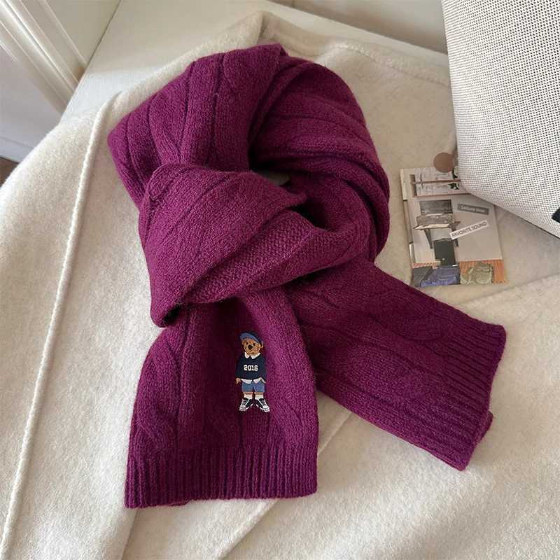 Classic Twisted Wool Scarf Vintage British Style Embroidered Winter Couple Scarf Pure Wool Y251211