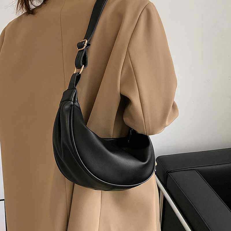Half Mo Small PU Leather Zipper Crossbody Bags For Wen Solid Color Shoder Handbags 2025 Trends Winter Luxury Brand Y251211