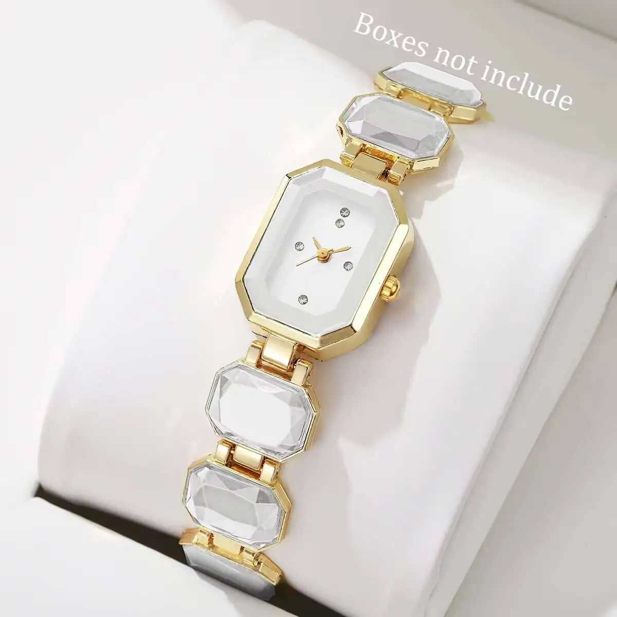 Elegant Women Watches Fashion Rectangle Dial Quartz Wrist Watches Girls Clock Reloj HombreWithout Box Y251212