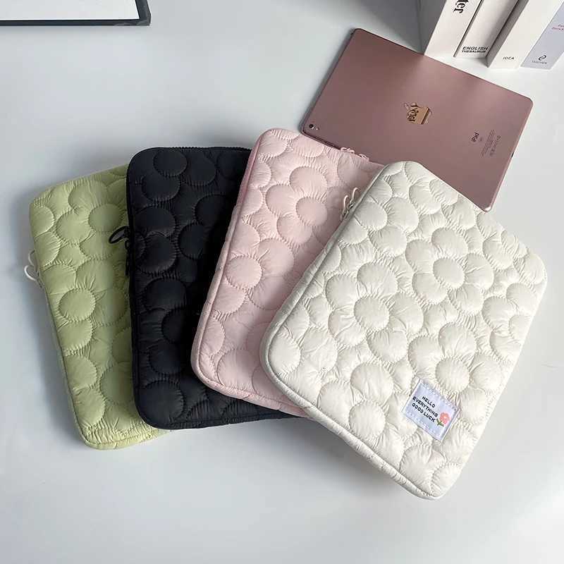 Cute Flower Laptop Sleeve For Ipad11 Macbook Air Pro133 14 15 16 Dell Huawei Samsung 156 Inch Tablet Bag Protective Laptop BagT251212