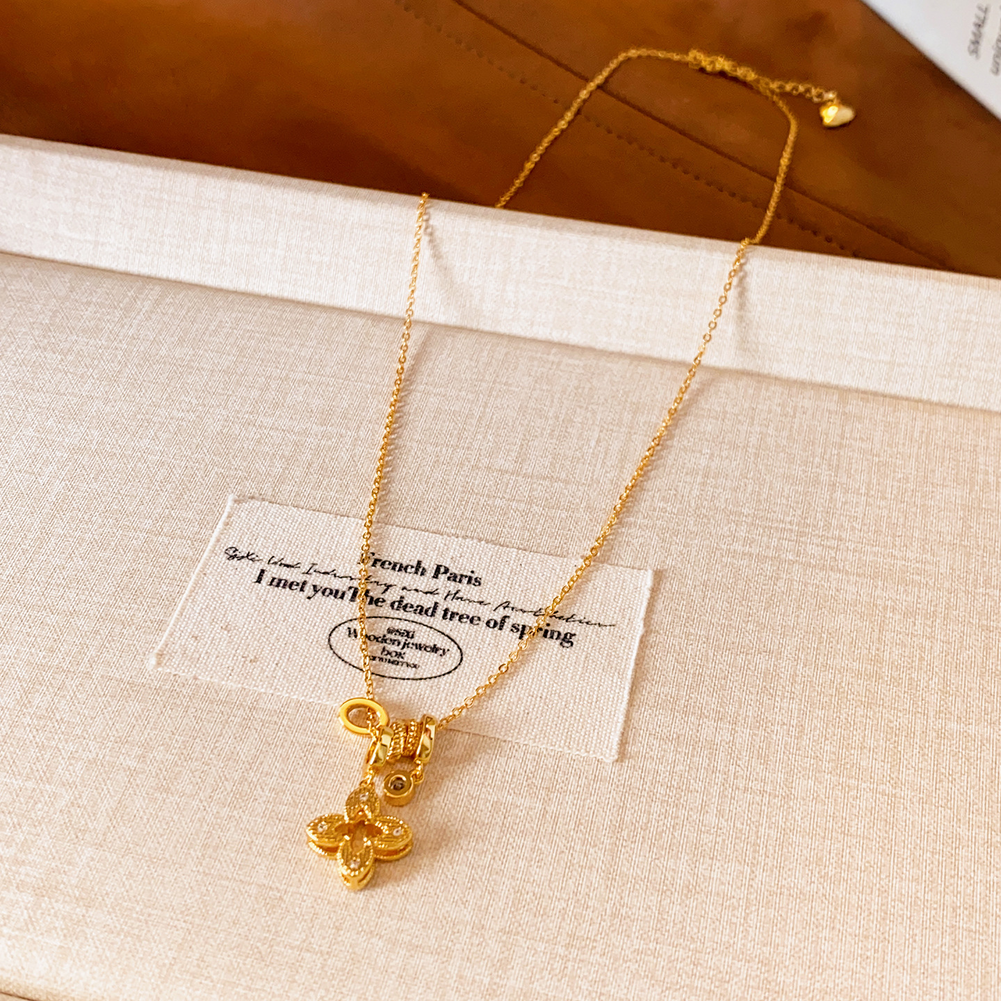 Real Gold Plated Zircon Flower Casual Simple Daily Commuting Versatile Collarbone Chain Light Luxury High-End Necklace - view 3