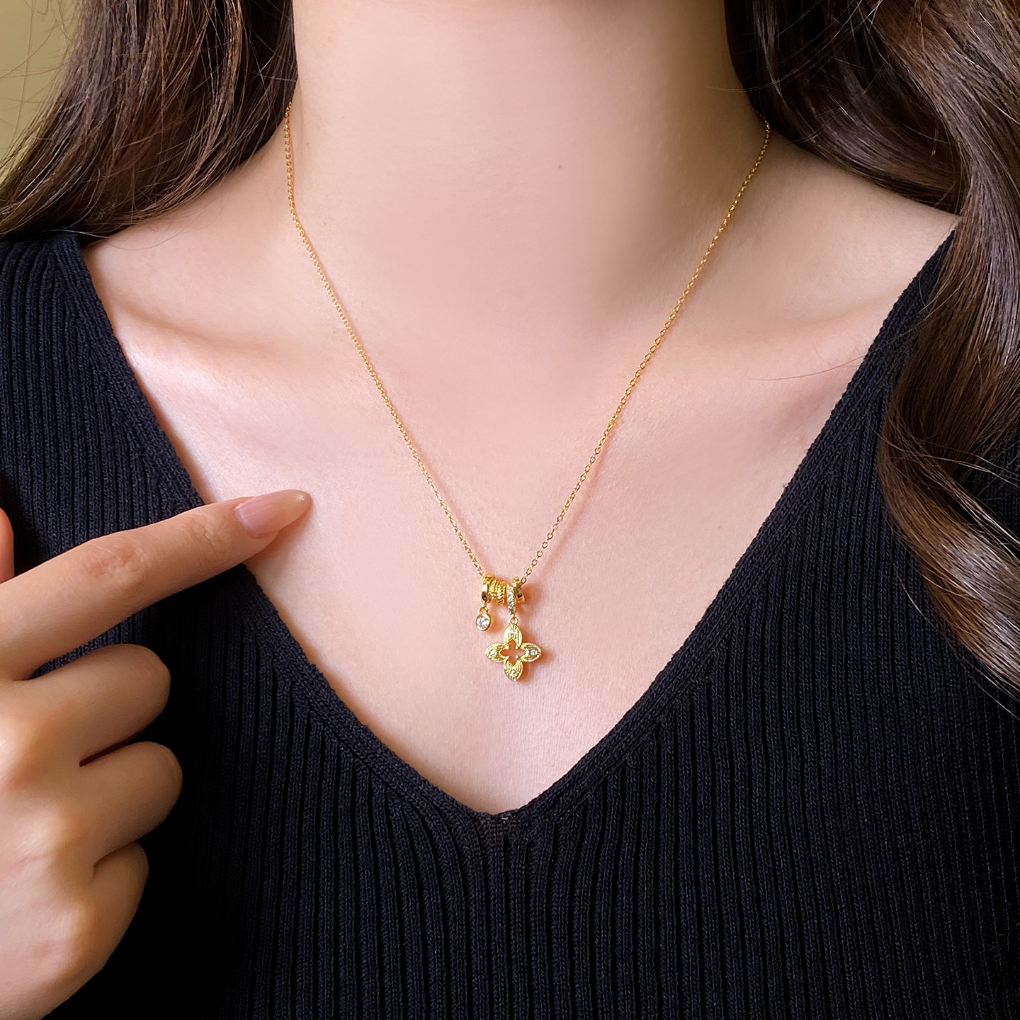 Real Gold Plated Zircon Flower Casual Simple Daily Commuting Versatile Collarbone Chain Light Luxury High-End Necklace - view 4