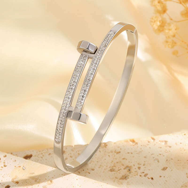 Bracelet Designer Bracelets for women Luxury jewelry Copper plated with 18K gold High-quality fashion Zircon inlay bangle Holiday and vacation gifts