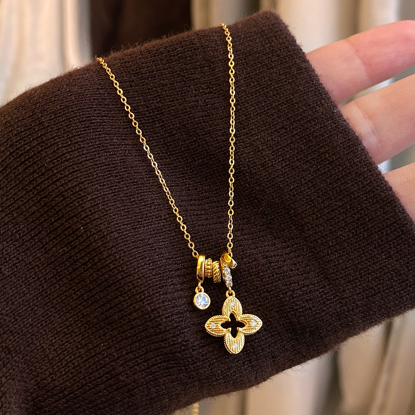 Real Gold Plated Zircon Flower Casual Simple Daily Commuting Versatile Collarbone Chain Light Luxury High-End Necklace - view 7