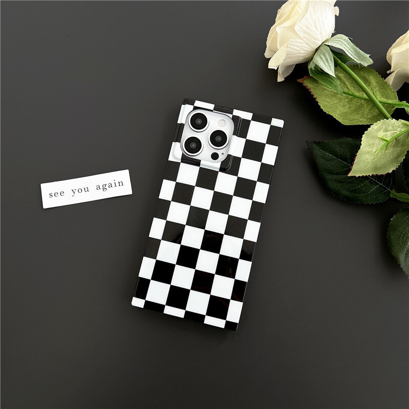 Square Black and White Checkerboard Pattern Case for iPhone 17 Apple 16 Pro Max Glossy 15 Export Soft 14