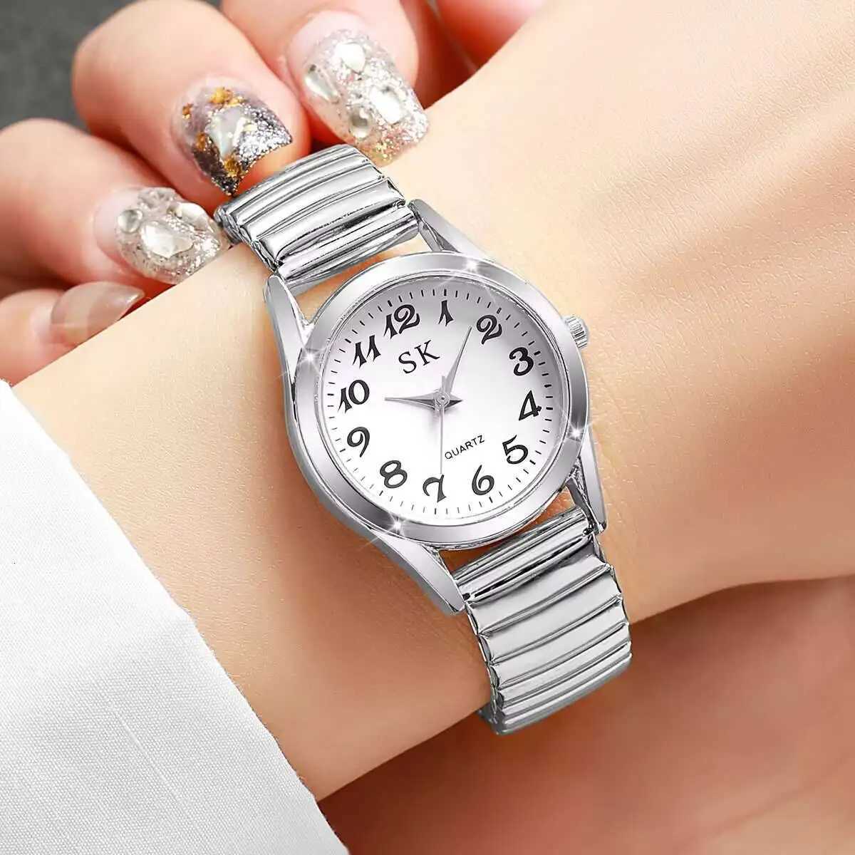 Fashion Women Watches Small Dial Elastic Strap Quartz Watch Reloj MujerWithout Box Y251212