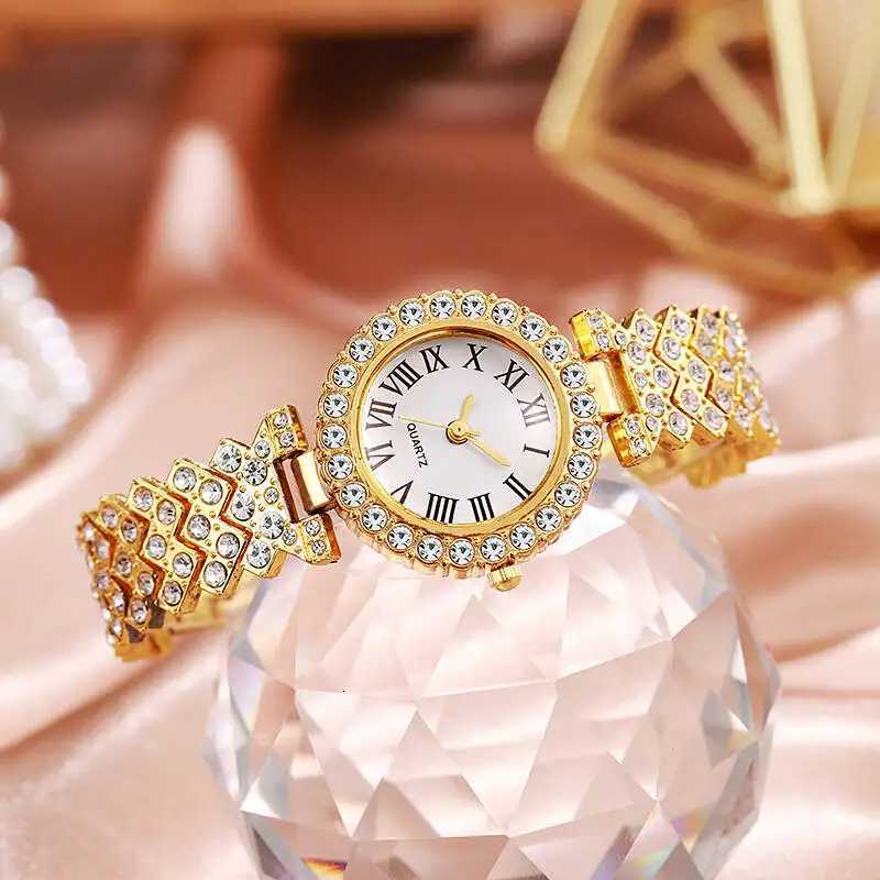 3PCS/Set Fashion Roma Dial Women Quartz Watch Luxury Rhinestone Bracelet Strap Wrist Watches for Women ClockWithout Box Y251212