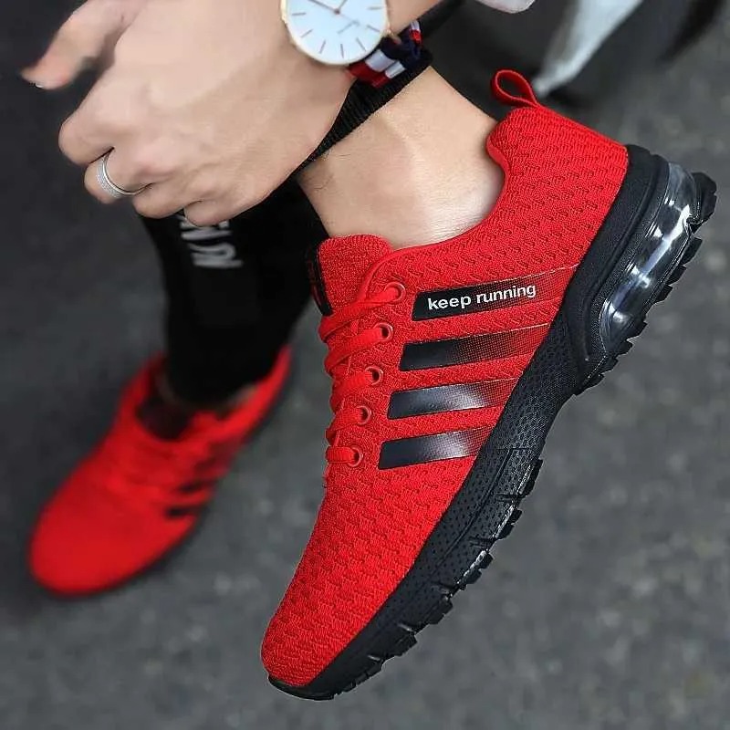 Mens Sneakers Lightweight Casual Outdoor Running Shoes for Man Jogging Walking TrendyTennis Plus