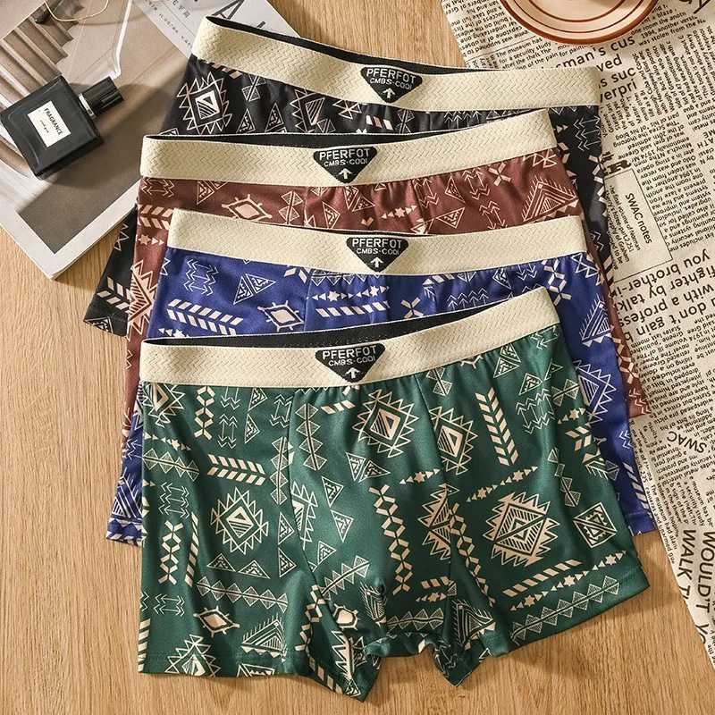 4pcs/set Men's Briefs Four-Color Geometric Pattern Men's Boxer Briefs Comfortable Waistband Men's Boxer Shorts