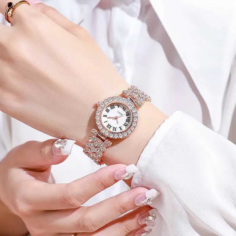 3PCS/Set Fashion Roma Dial Women Quartz Watch Luxury Rhinestone Bracelet Strap Wrist Watches for Women ClockWithout Box Y251212
