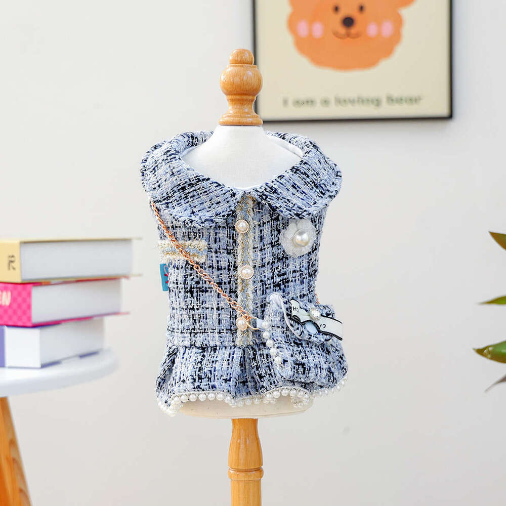 Designer Hot selling Pet Puppy Cat Clothes Source Factory Autumn Winter Little Chanel Style Dress Woolen Skirt Collection