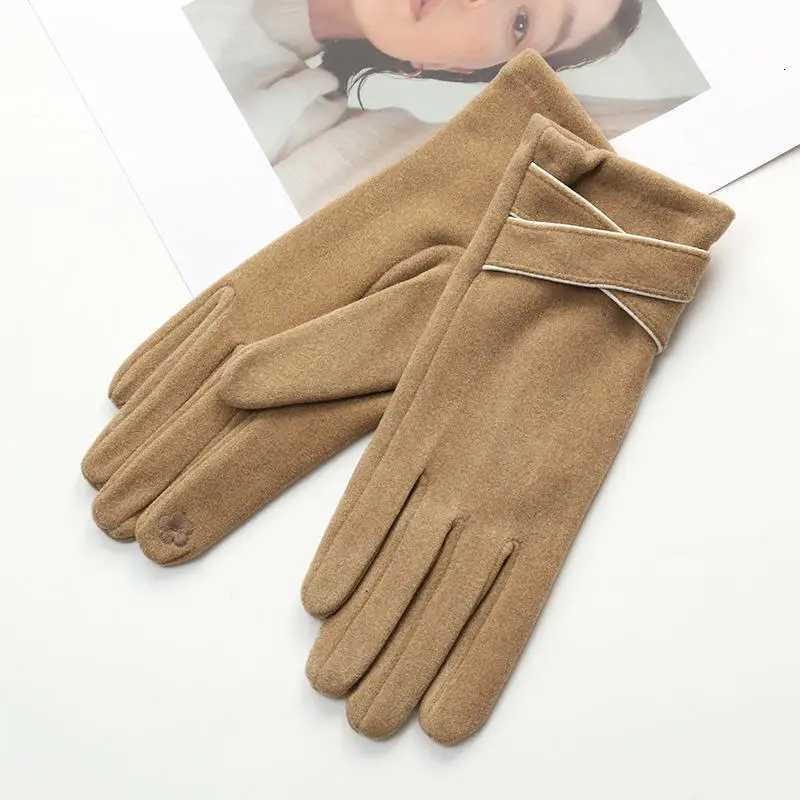 A Pair of Women Winter Keep Warm Touch Screen Gloves Lady Fashion Elegant Retro Cycling Drive Protection From Cold Thicken Y251211