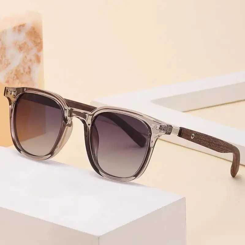 Trendy Retro Wood Grain Sunglasses for Women and Men New Square Frame Sun Glasses UV Protection Cycling Eyewear Outdoor Street G251212