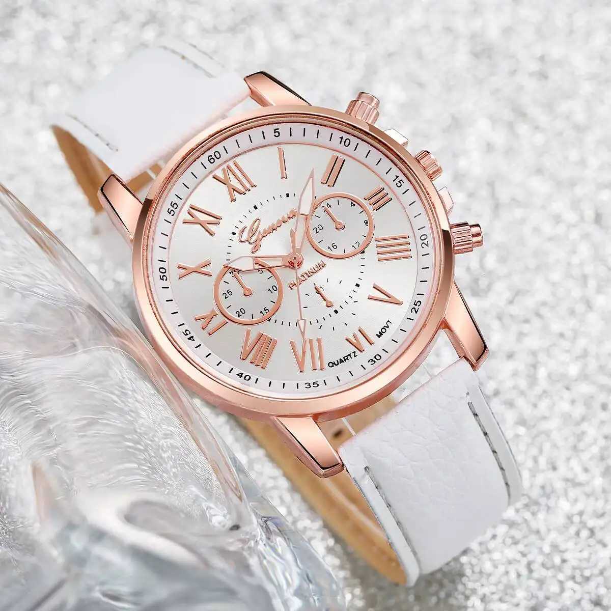 6PCS/Set Casual Leather Strap Women Watches Ladies Quartz Wrist Watch Rhinestone Jewelry Set Reloj MujerWithout Box Y251212