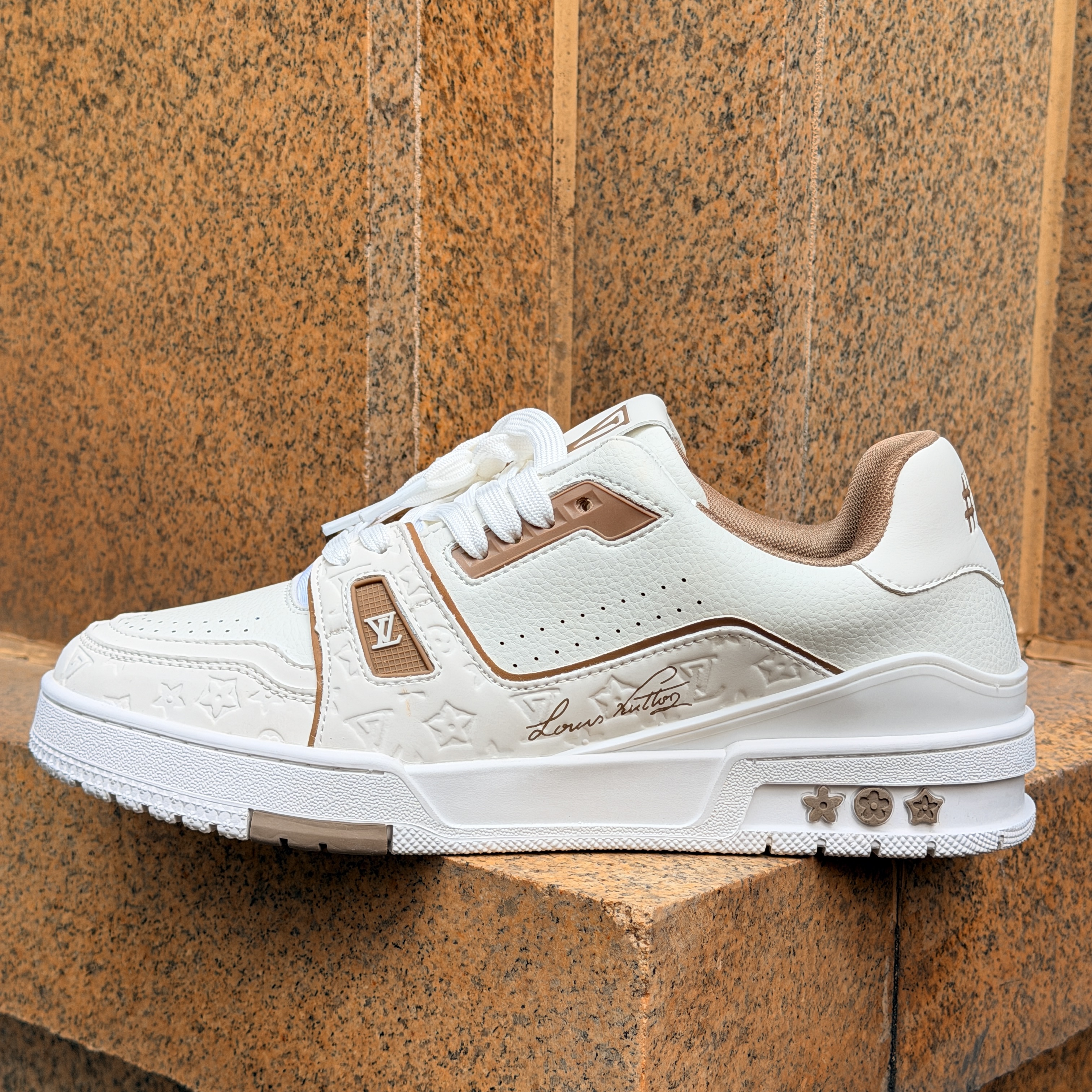 Free shipping Designer Casual Shoes 2026 autumn and winter new casual shoes versatile, lightweight, breathable men's board shoes size 36-44