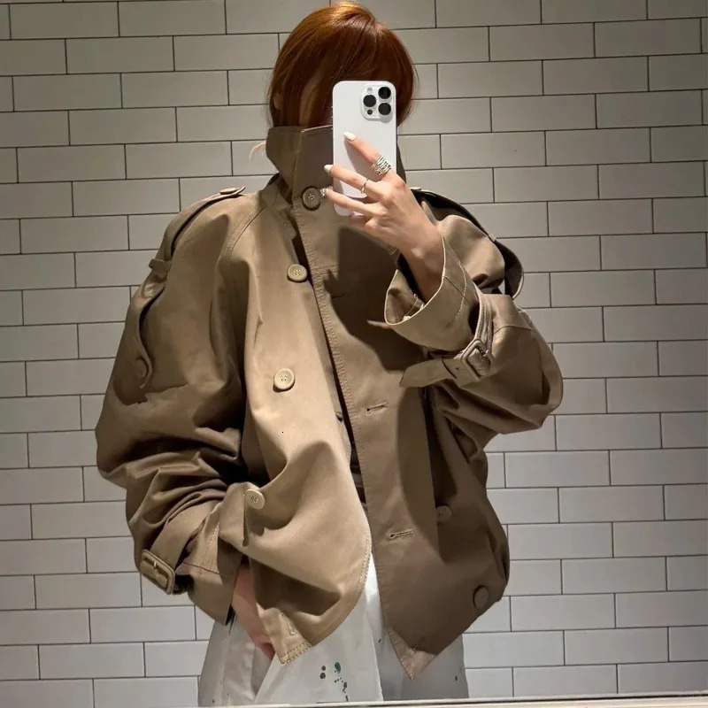 Chic Short Trench Coats Women with Belt Turtleneck Double Breasted Full Sleeves Jackets Spring Autumn Commute Lady Outwears 251212