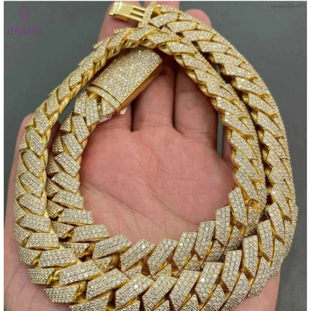 Sparkling Moissanite Necklace with Sterling Silver Chain High Quality Lab Created Stone for Everyday Wear