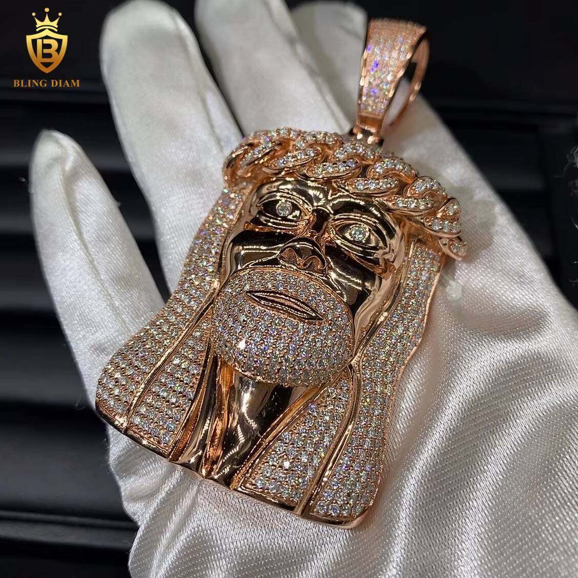 Iced Out Jesus Pendant Necklaces 925 Sterling Silver Gold Plated D VVS Moissanite Diamond Pendant GRA Certified Pendant Charms