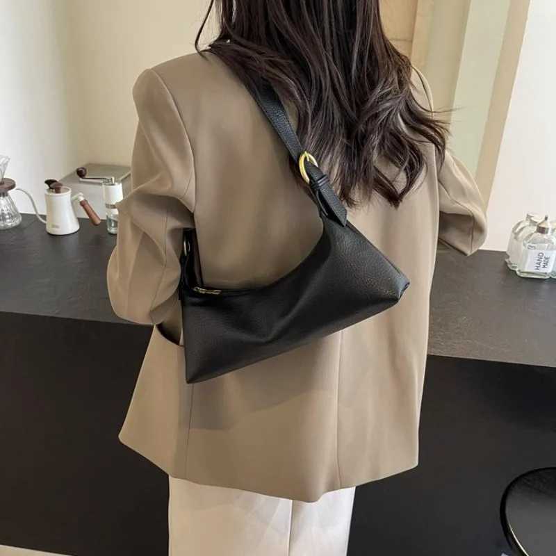 Fi Simple Sense of Luxury Solid PU Shoder Bags 2025 High Quality Temperament Versatile Cmuting Style Crossbody Bags Y251211