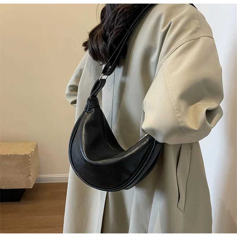 Vintage PU Leather Crossbody Bag Wens New Trendy Dumpling Bag Lightweight Small Shoder Armpit Bag Casual Shoder Crossbody Y251211