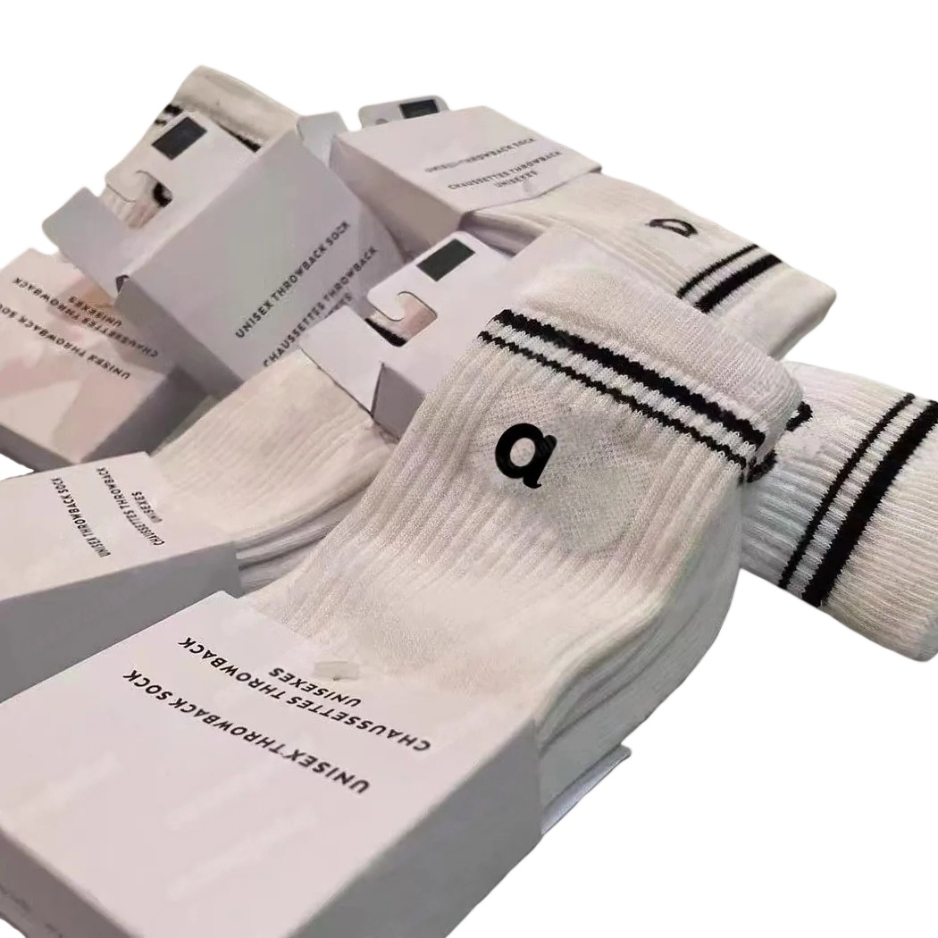 Throwback Sock Women Sport Sock Mens Sock Cotton Medium Tube Sock Four Seasons Comfy Classic Stretchy Socks dh136