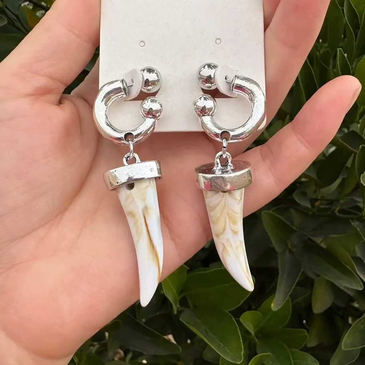 Z-STYLE Elegant and creative horn pendant earrings X251212