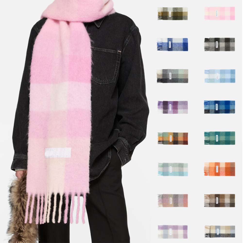 Designer scarf Checked scarf mohair Alpaca Wool Nylon Crafted from carefully selected material known for its soft and hairy fibres Fringed ends echarpe schal sjaal