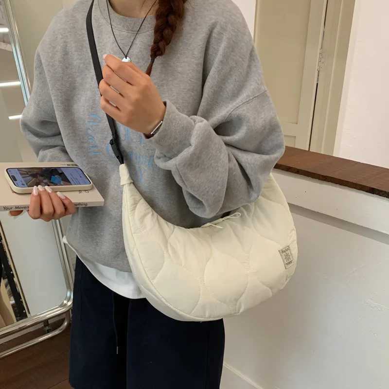 New Winter Texture Simple Crossbody Bag Korean Style Embroidery Cmuting Hobo Bag Fi Casual and Versatile Shoder Bag Y251211