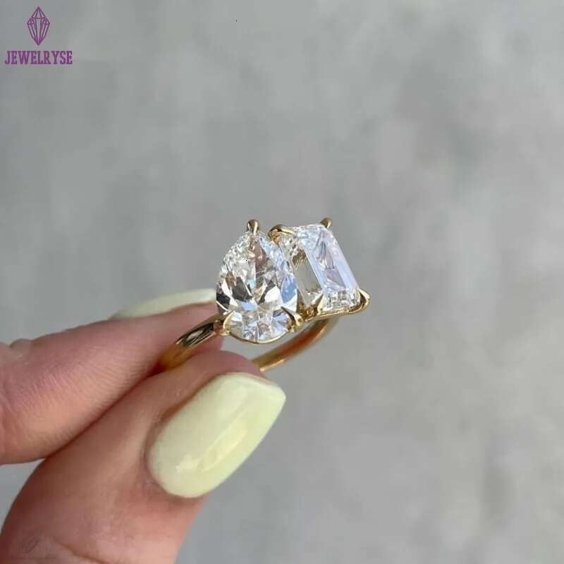 2025 Emerald and Pear Cut Graceful Diamond Engagement Ring 14K/18K Yellow Gold Wedding Ring Toi Et Moi Style