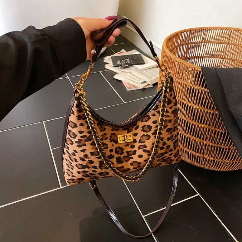 Elegant Crossbody Handbag Luxury Leather Wens Bag Famous Designer Classic Paris Elegant Lining Vintage Daily Bag Y251211