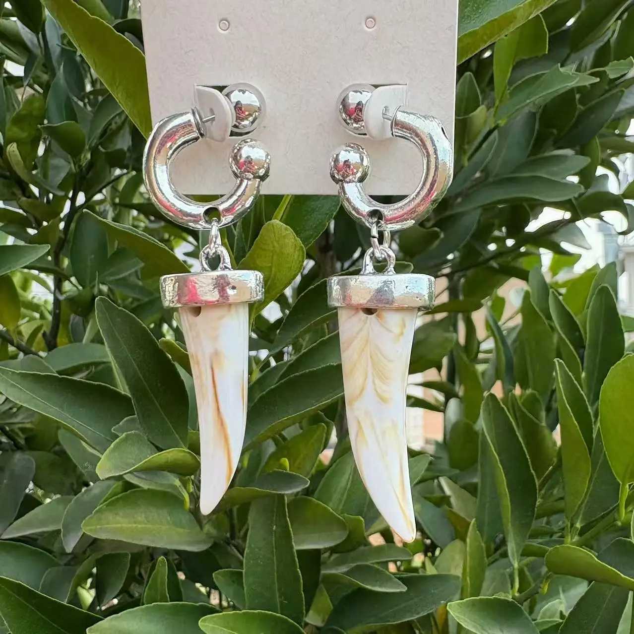 Z-STYLE Elegant and creative horn pendant earrings X251212