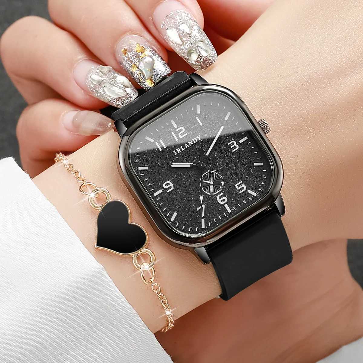2/4PCS Fashion Square Dial Women Wristwatches Heart Bracelet Set Ladies Silicone Strap Quartz Watch Without Box Y251212