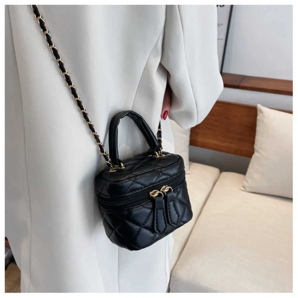 Mini Quilted Chain Diamond Checkered Womens Crossbody Bag Fashion Mini Designer Handbag High Quality PU Womens Small BagT251213