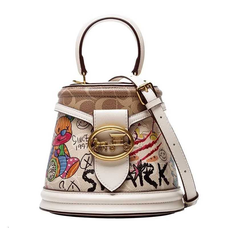 Womens handbag high-end designer single shoulder crossbody bag 2024 new light luxury contrasting color bucket bagT251213