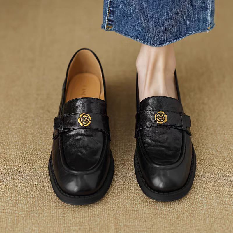 STAOXINDIKE Super Soft Black Camellia Loafers 2025 Spring Autumn New British Style Slip-On Thick Sole Women's Shoes