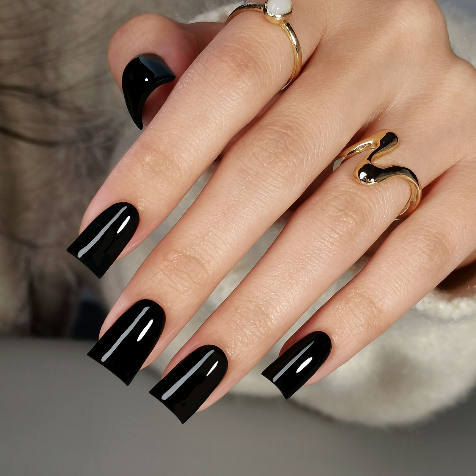 press on nails black 30 pieces of medium-length and thickened duck-foot-shaped nails,suitable as gifts for girls and ladies, as well as daily wear nai