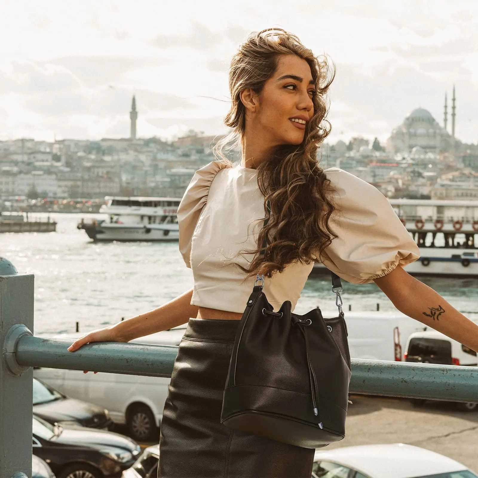 Elegant Womans Bucket Crossbody Bag Fashionable Shoulder Handbag for Casual Daily UseT251213