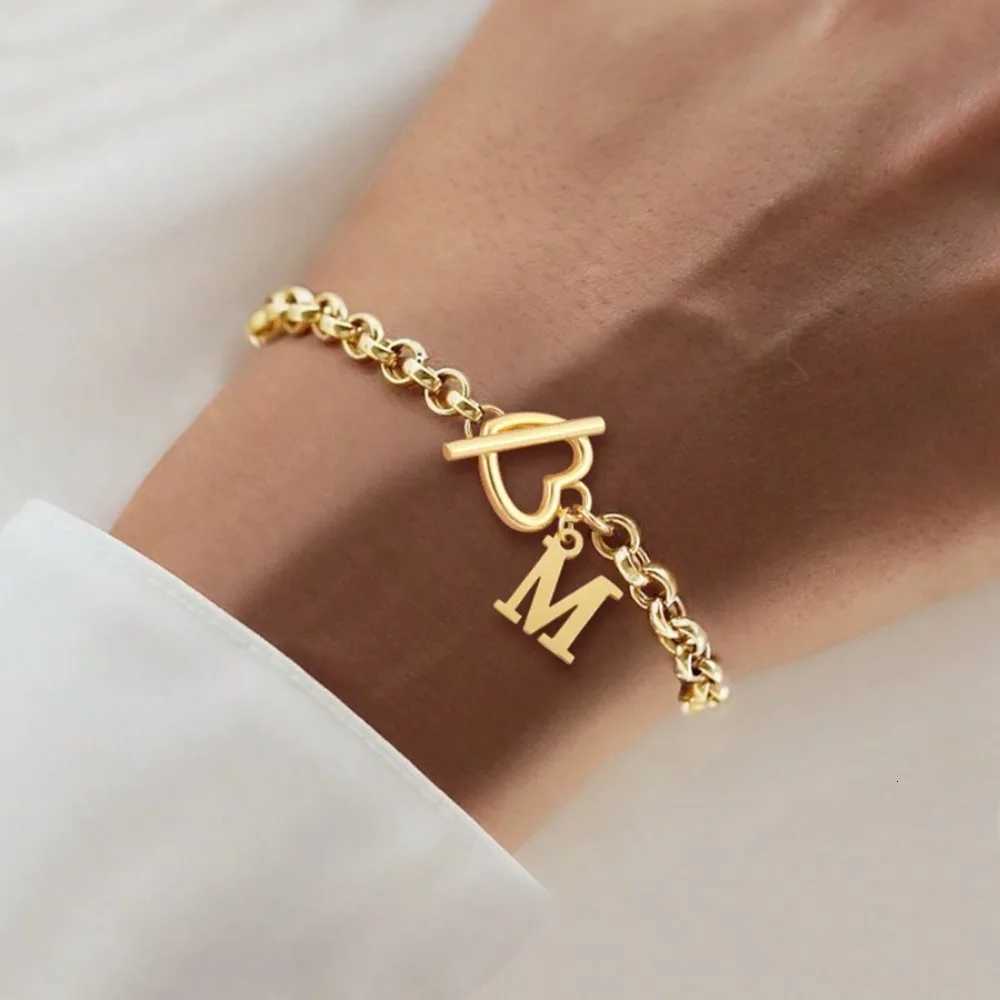 Classic A-Z Letter s For Women Gold Plated Stainless Steel Initial Heart Toggle Clasps Valentines Jewelry Gift M251213