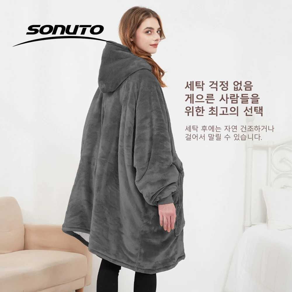 USB Electric Large Size Heated Hoodie Blanket Electric Wearable Warming Sleeping Bag for Adults Outdoor Indoor Camping Y251212