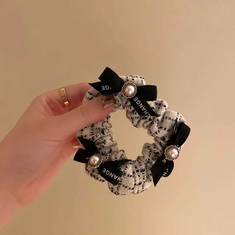 Paris Black White Stripe Hairbands Rubber Bands French Luxury Letter Pearl Hair Ties 2pcs Woolen Plaid Elastic Hair Accessories Y251213