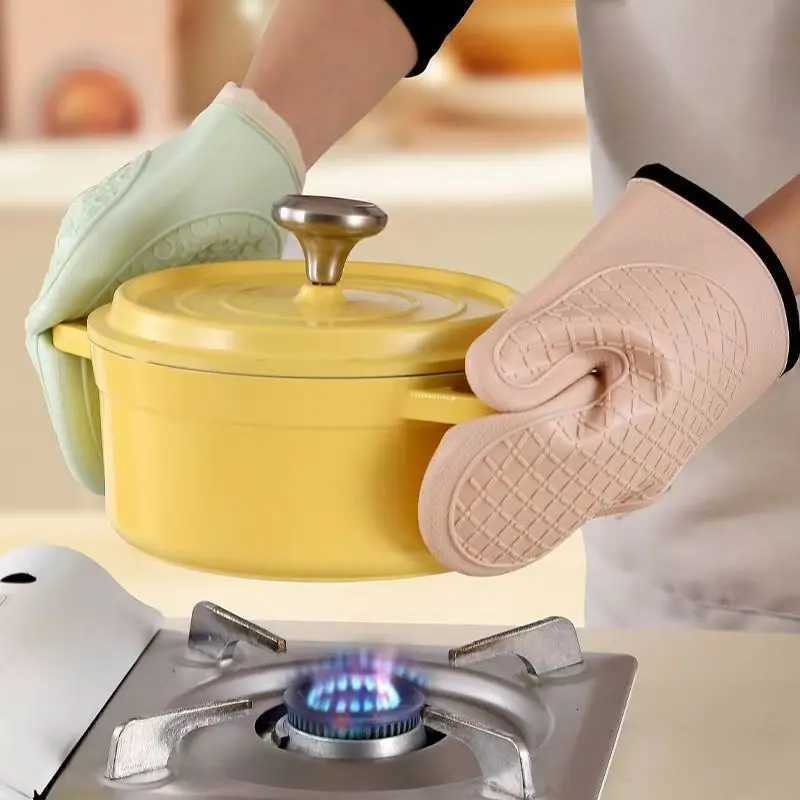 2pcs heat insation gloves anti-scalding microwave oven gloves High temperature resistant kitchen oven gloves H251212