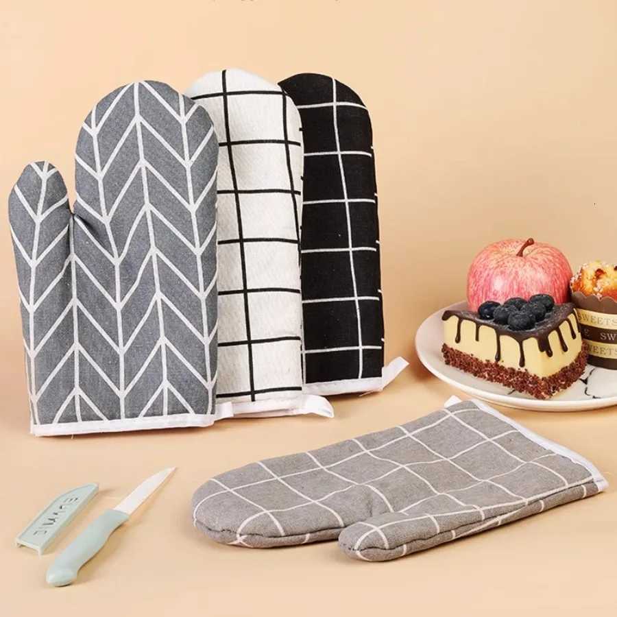 Kitchen heat insation non-slip gloves tools high temperature and heat resistant household oven microwave oven special H251212
