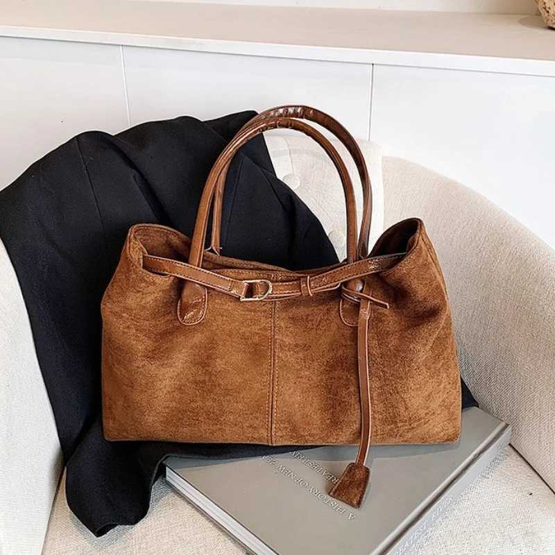 Autumn Winter Wens Suede Underarm Tote Bag Large Capacity Cmuter Shopper Shoder Bag 2025 New Trendy Soft Leather Handbags Y251213