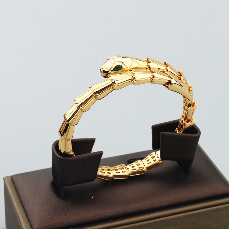 Retro Style Green Eye Bracelet Ring Copper Gold-Plated Women's Necklace Earrings Banquet Wedding Jewelry Set