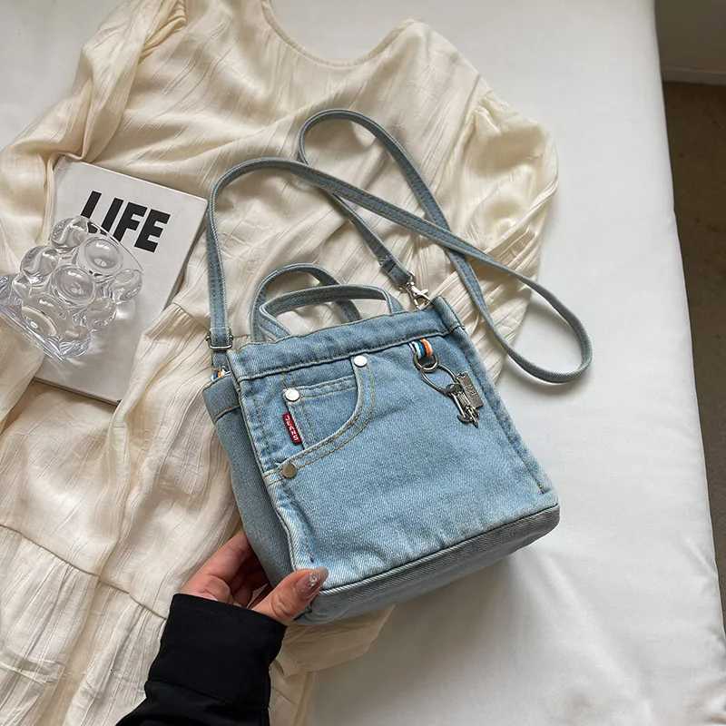 Ladies Crossbody Bags Creative Retro Washed Denim Personalized Fashionable Verstaile Handbags High-quality Shoulder Bags GirlT251213
