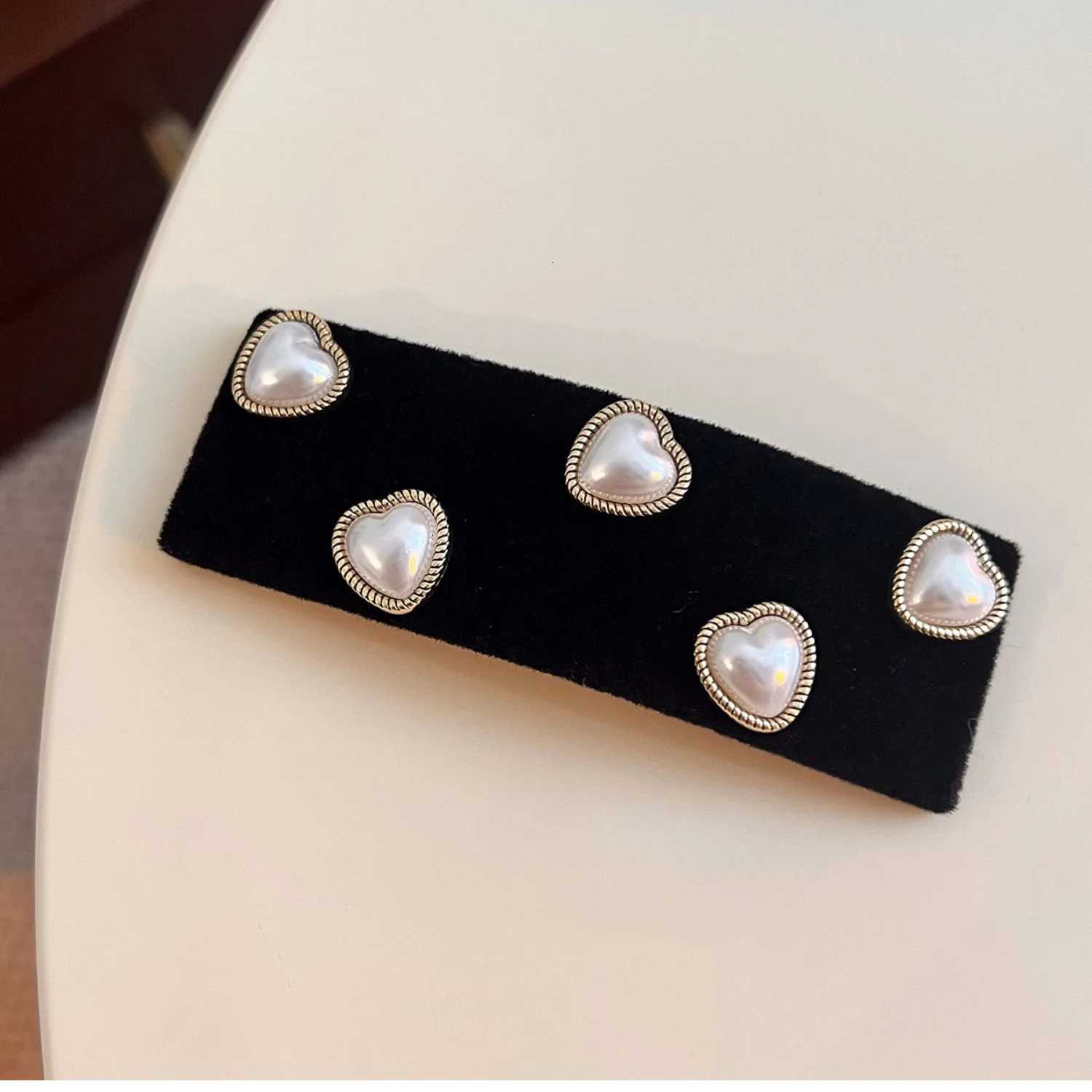 1pc Retro Korean Version New Bb Clip Hair Accessory for Women Pearl Hair Clip Hair Accessory Clip Dec Jewelry Y251213