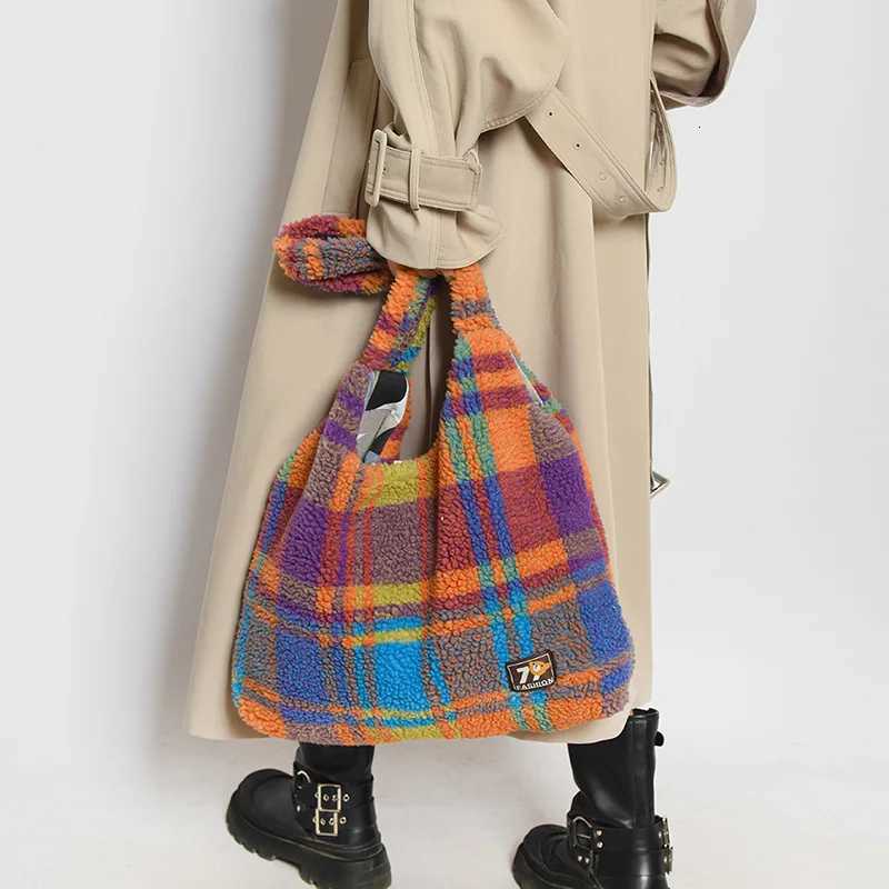 Womens handbag Womens bag plaid one shoulder cross body tote bag large capacity one shoulder underarm bag fashion commuter bagT251213